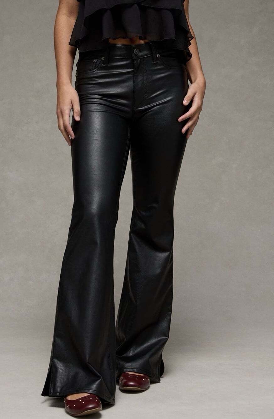 Women's American Eagle Super Hi-Rise Flare Pants Faux Leather Black Size 6 Short